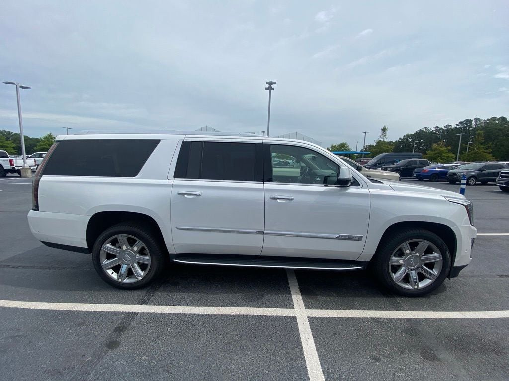 2018 Cadillac Escalade ESV Luxury