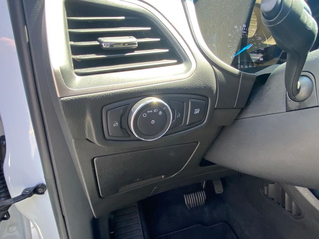 2021 Ford Edge SE