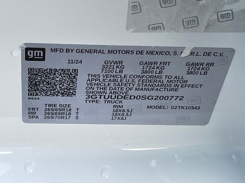 2025 GMC Sierra 1500 SLT