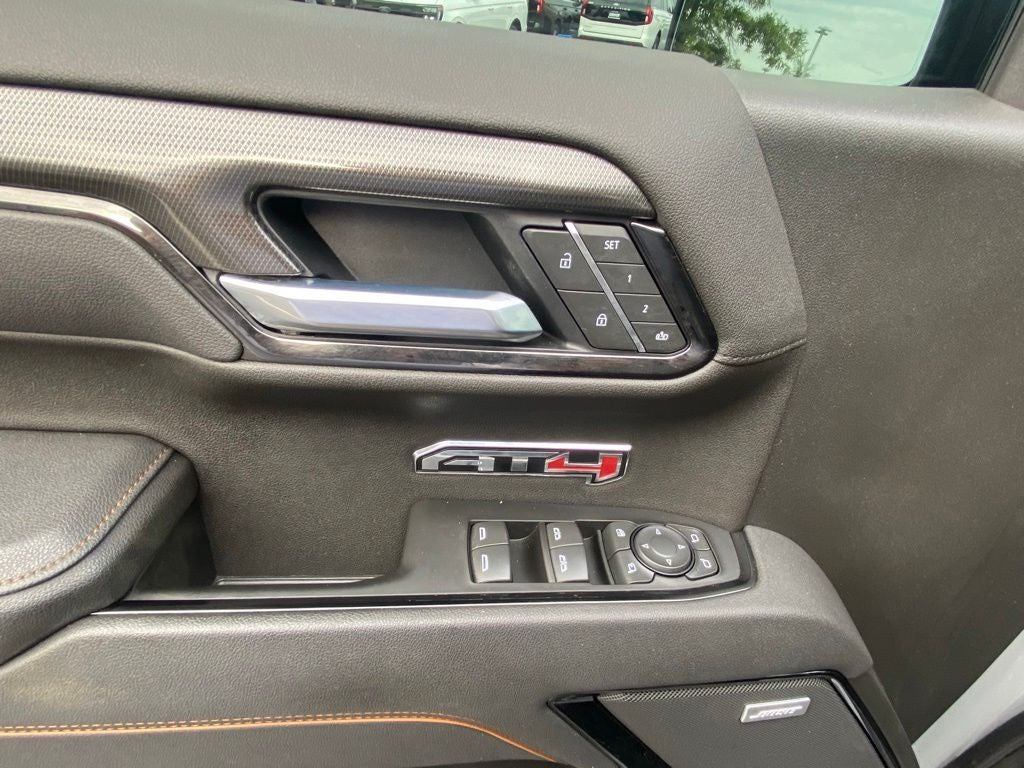 2025 GMC Sierra 1500 AT4