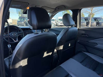 2021 Nissan Kicks SR