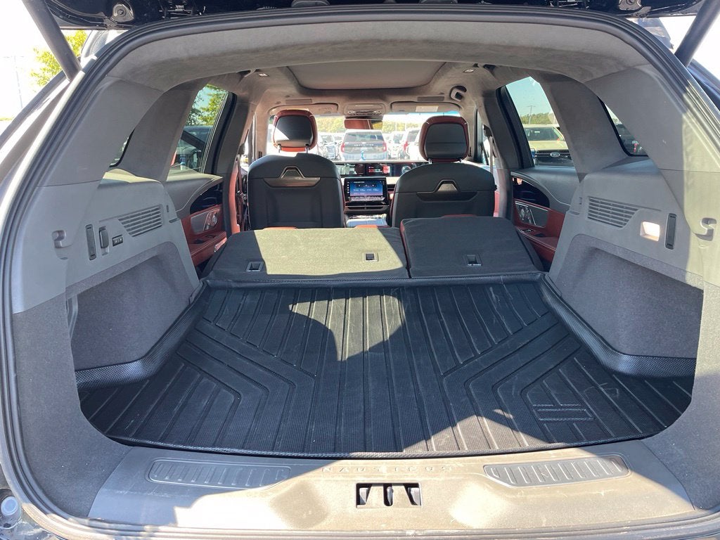 2024 Lincoln Nautilus Black Label