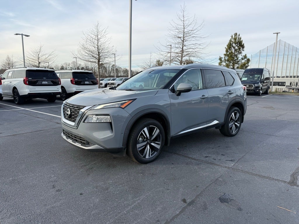 2023 Nissan Rogue SL