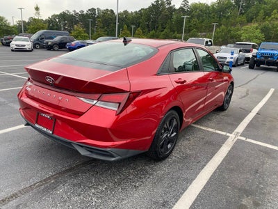 2021 Hyundai ELANTRA SEL