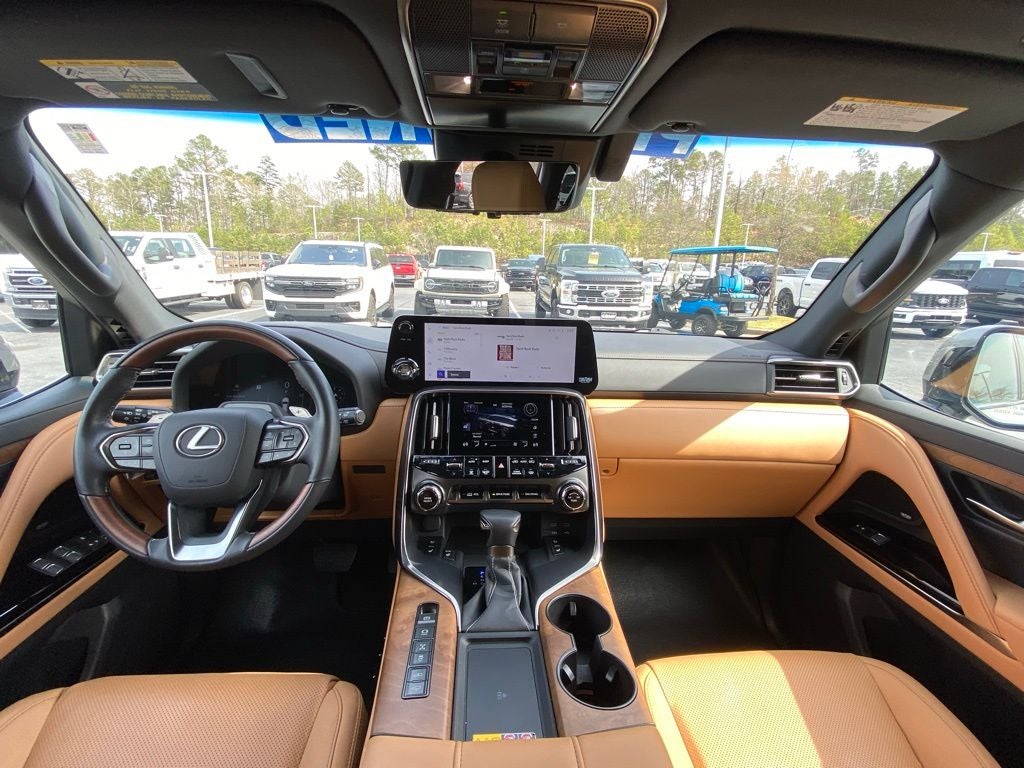 2025 Lexus LX 600 Luxury