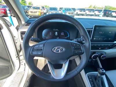 2025 Hyundai VENUE SEL