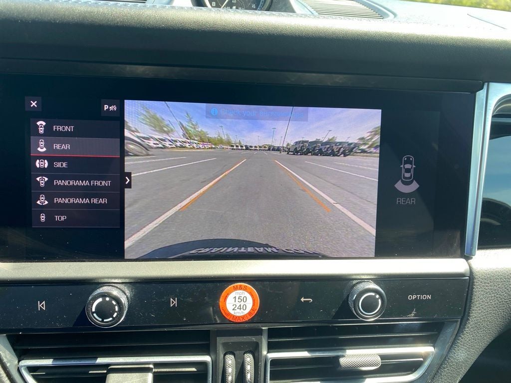 2022 Porsche Macan S