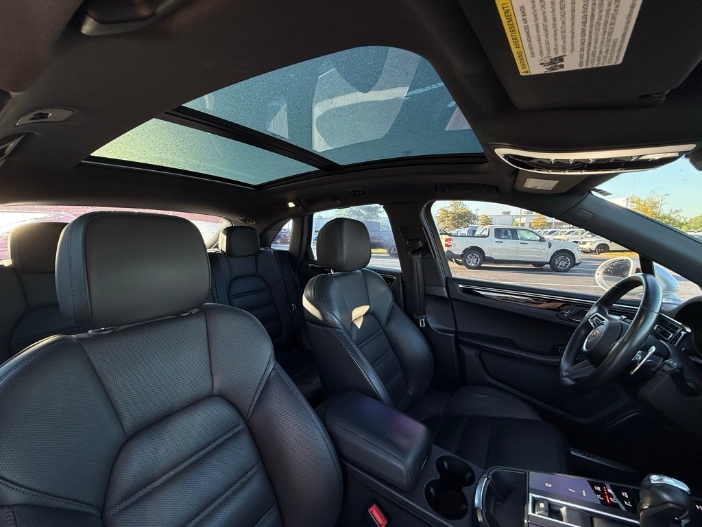 2022 Porsche Macan S