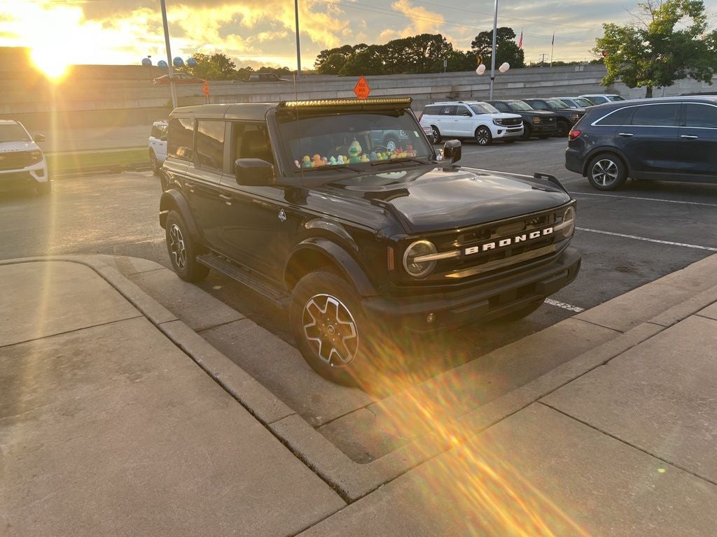 2024 Ford Bronco Outer Banks