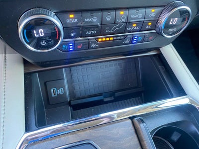 2021 Ford Expedition Platinum - 4WD - CLEAN CARFAX