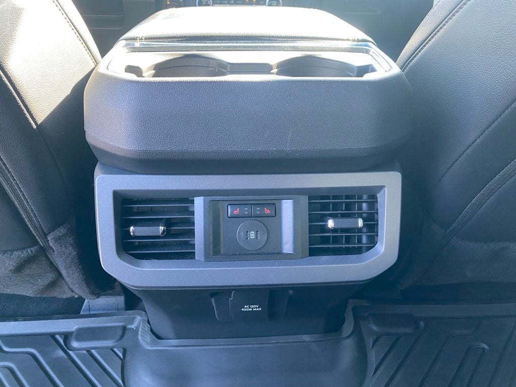 2025 Ford F-250SD Lariat Blackout Package-FX4