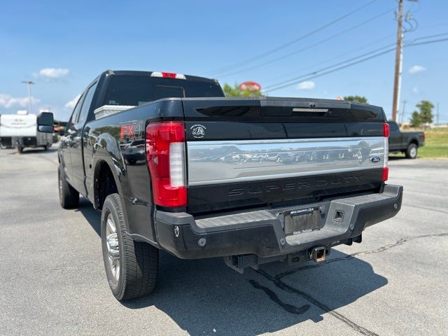 2017 Ford F-350SD Platinum