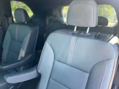 2025 GMC Acadia AT4 - AWD - PANO ROOF - ONE OWNER