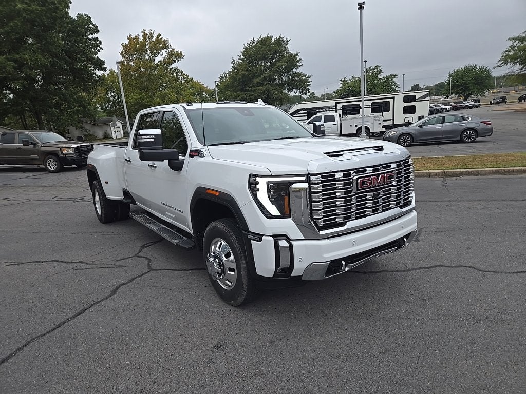 2025 GMC Sierra 3500HD Denali - RESERVE - 4WD