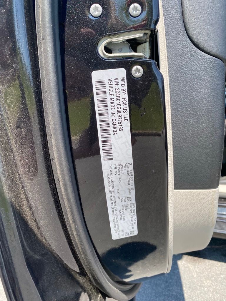 2020 Chrysler Voyager LX