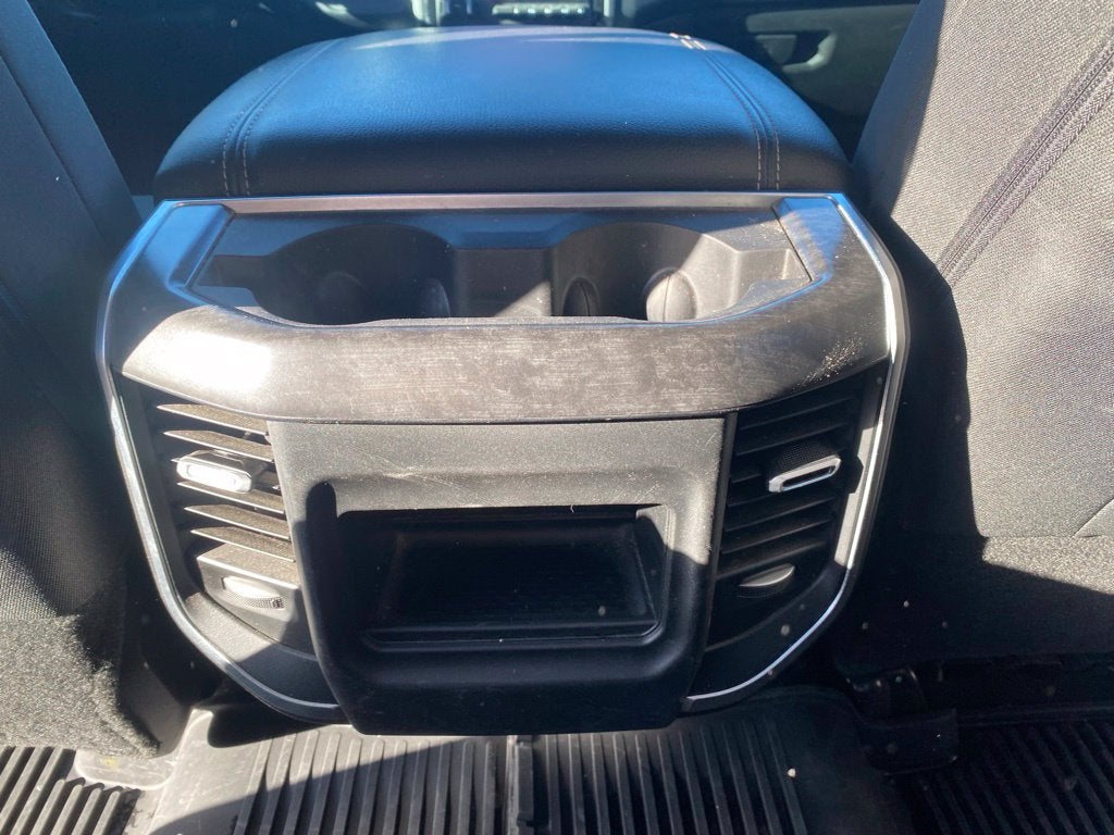 2024 RAM 3500 Big Horn - 4WD - 6.7L CUMMINS
