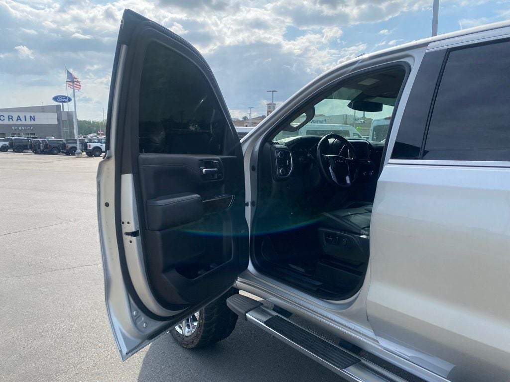 2019 GMC Sierra 1500 SLT