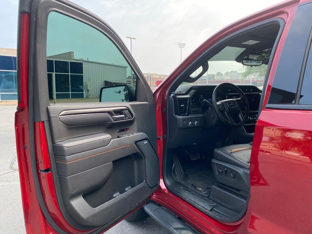 2025 GMC Sierra 1500 AT4 - TECH PKG - ONE OWNER - SUNROOF