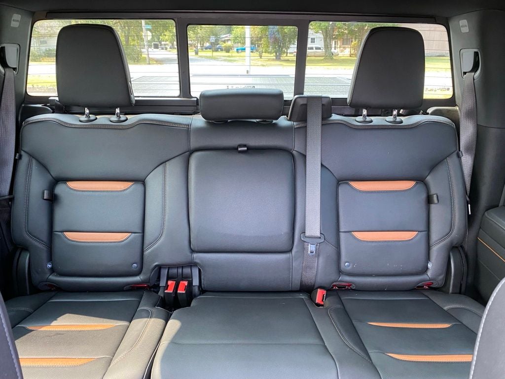 2025 GMC Sierra 1500 AT4 - TECH PKG - ONE OWNER - SUNROOF