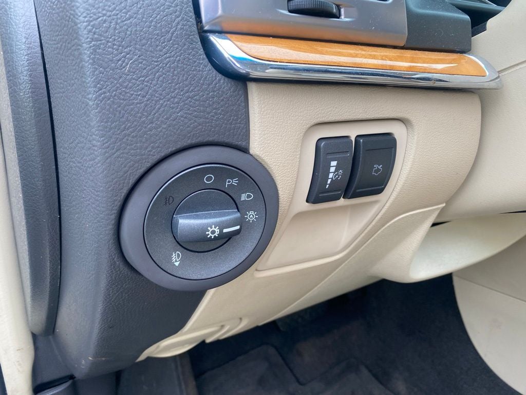 2010 Lincoln MKZ Base