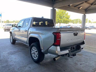 2024 Toyota Tacoma SR5 - FORD BLUE CERTIFIED - ONE OWNER