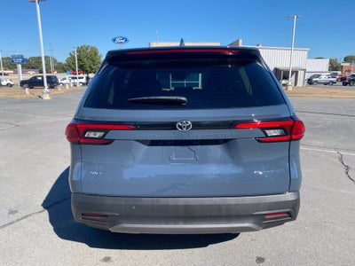 2024 Toyota Grand Highlander Platinum - AWD - CARFAX ONE OWNER - LOW MILES!