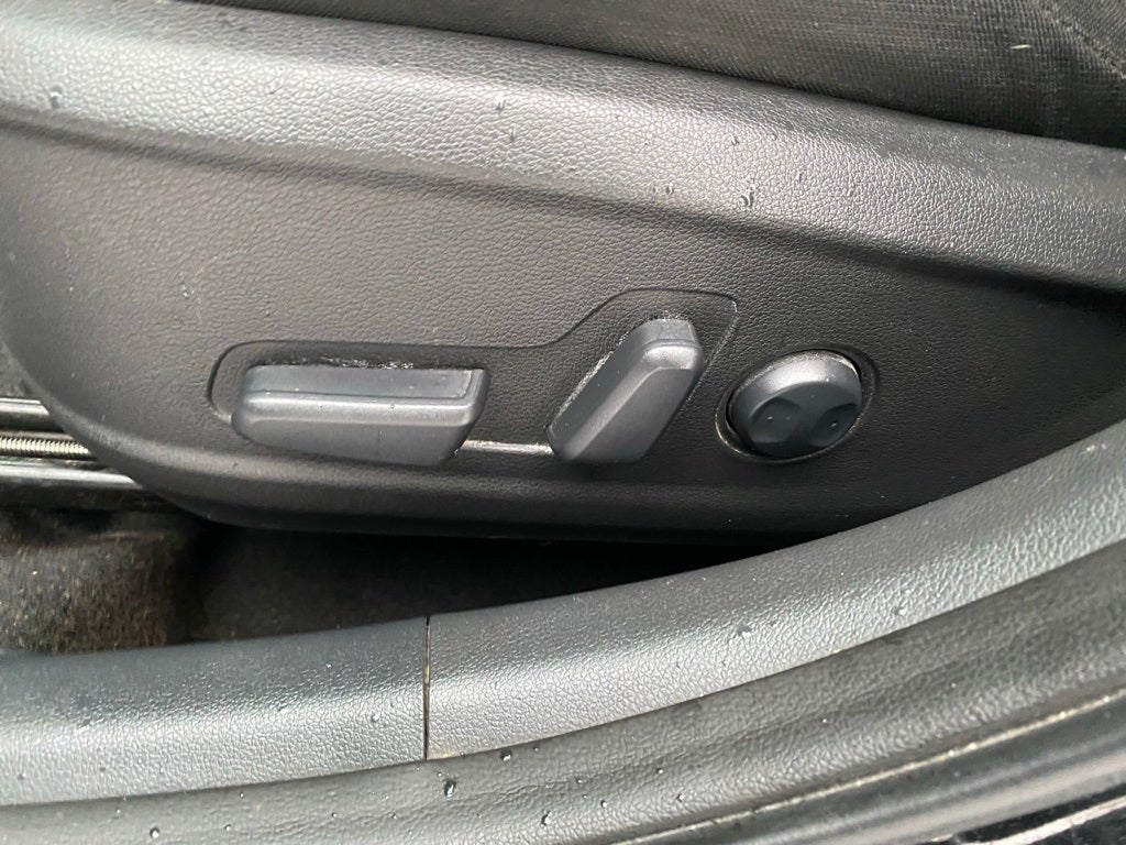 2021 Hyundai KONA SEL Plus