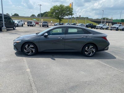 2025 Hyundai ELANTRA SEL Convenience