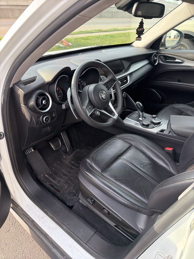 2018 Alfa Romeo Stelvio Base