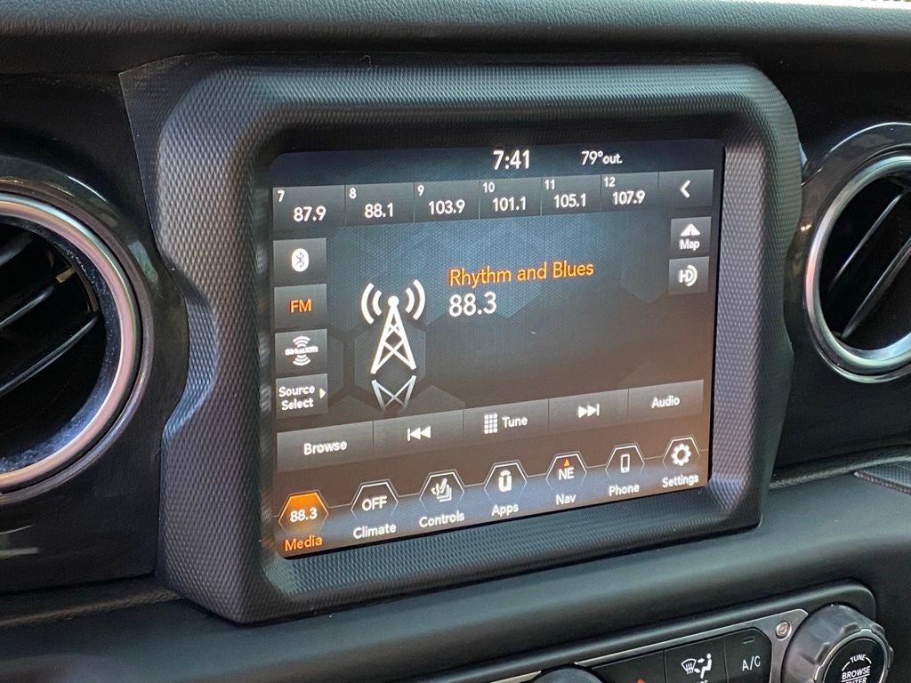 2023 Jeep Wrangler 4-Door Rubicon 392 - Photo 17