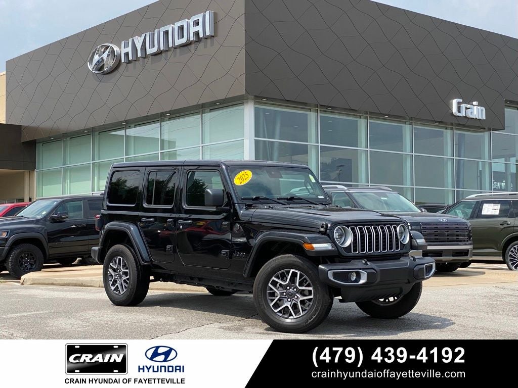 2025 Jeep Wrangler Sahara's photo