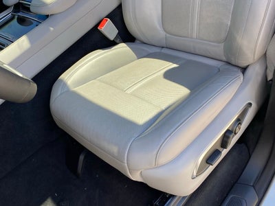 2024 Jeep Wagoneer Base