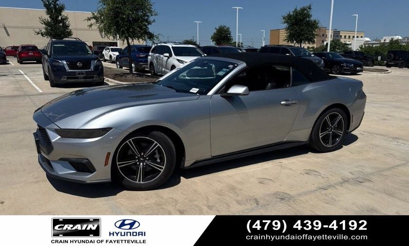 2025 Ford Mustang EcoBoost Convertible's photo