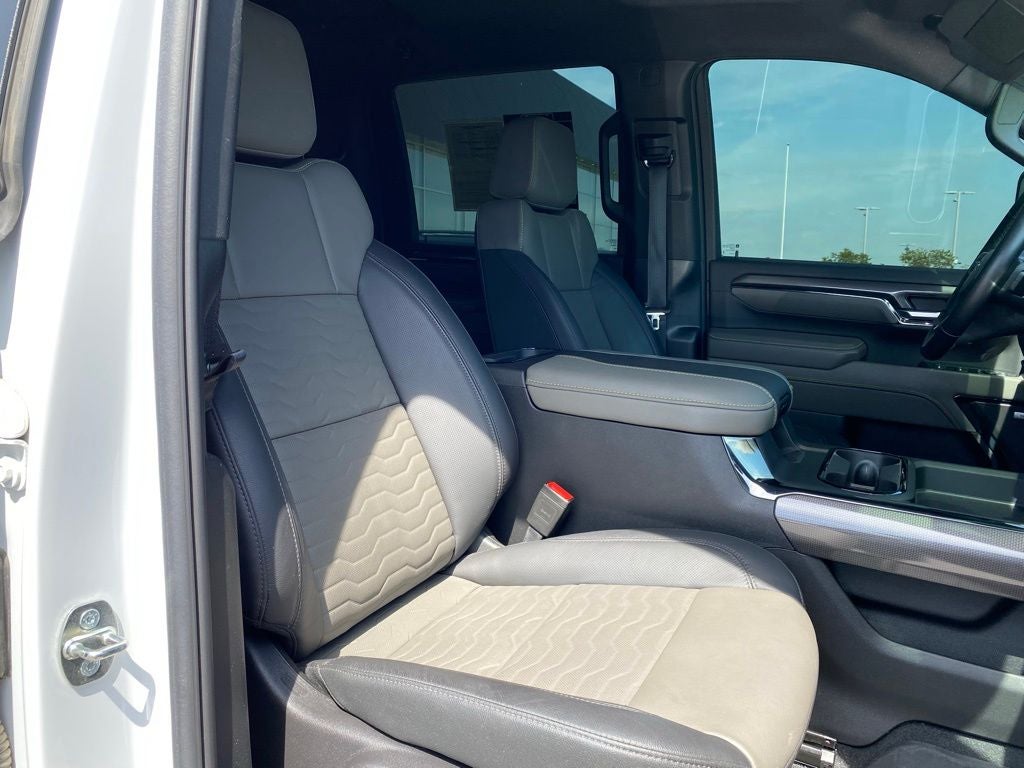 2024 Chevrolet Silverado 2500HD ZR2 - Photo 28
