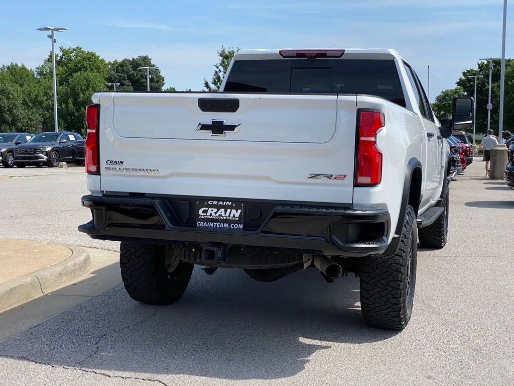 2024 Chevrolet Silverado 2500HD ZR2 - Photo 8