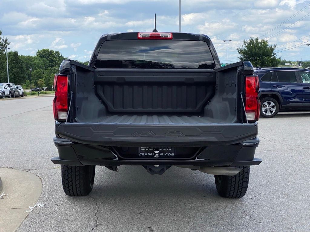 2023 Chevrolet Colorado LT - Photo 7