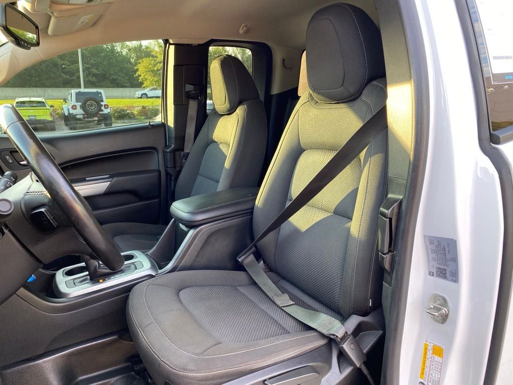 2021 Chevrolet Colorado LT - Photo 22