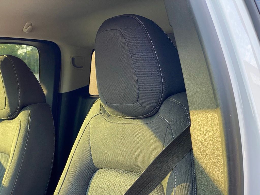 2021 Chevrolet Colorado LT - Photo 23