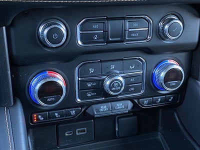 2021 GMC Yukon XL AT4