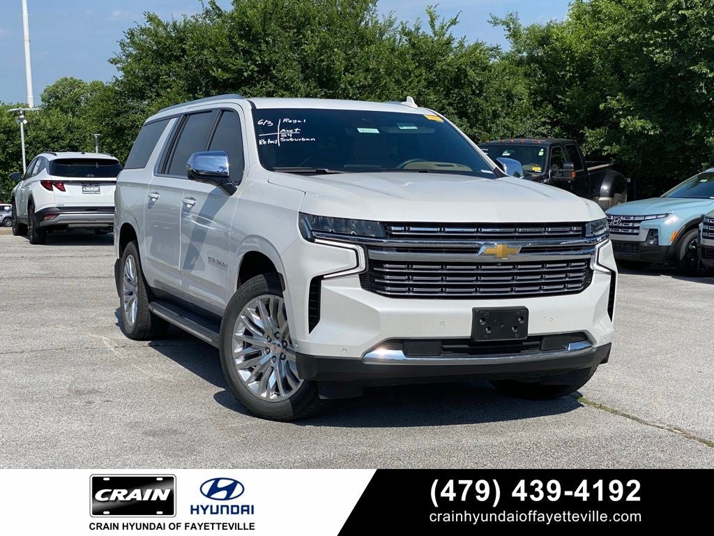 2024 Chevrolet Suburban 4WD 1500 Premier's photo
