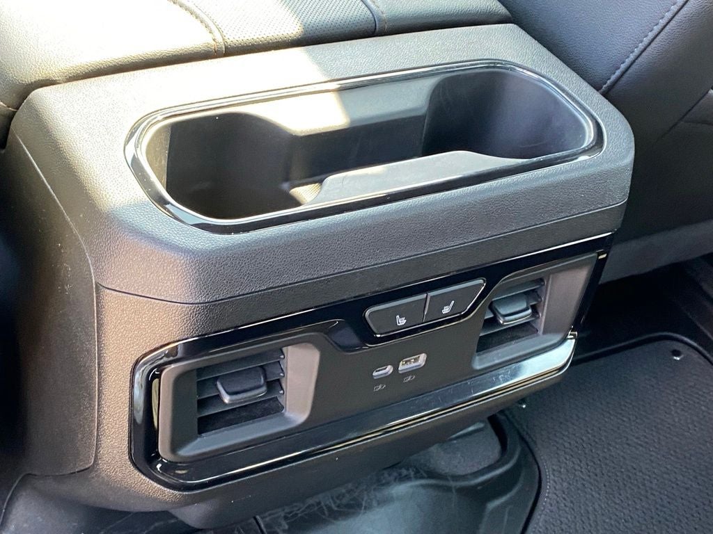 2024 GMC Sierra 2500HD AT4 - Photo 28