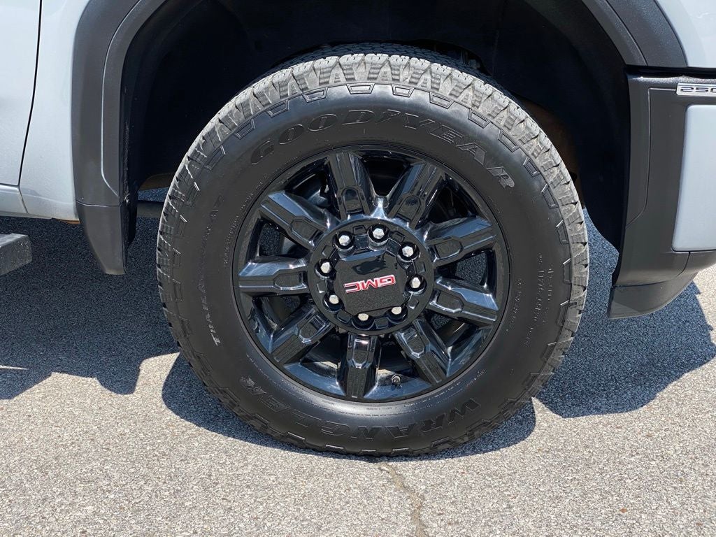 2024 GMC Sierra 2500HD AT4 - Photo 32