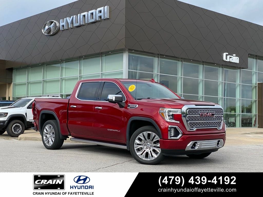 2022 GMC Sierra 4WD Crew Cab Short Box Denali's photo