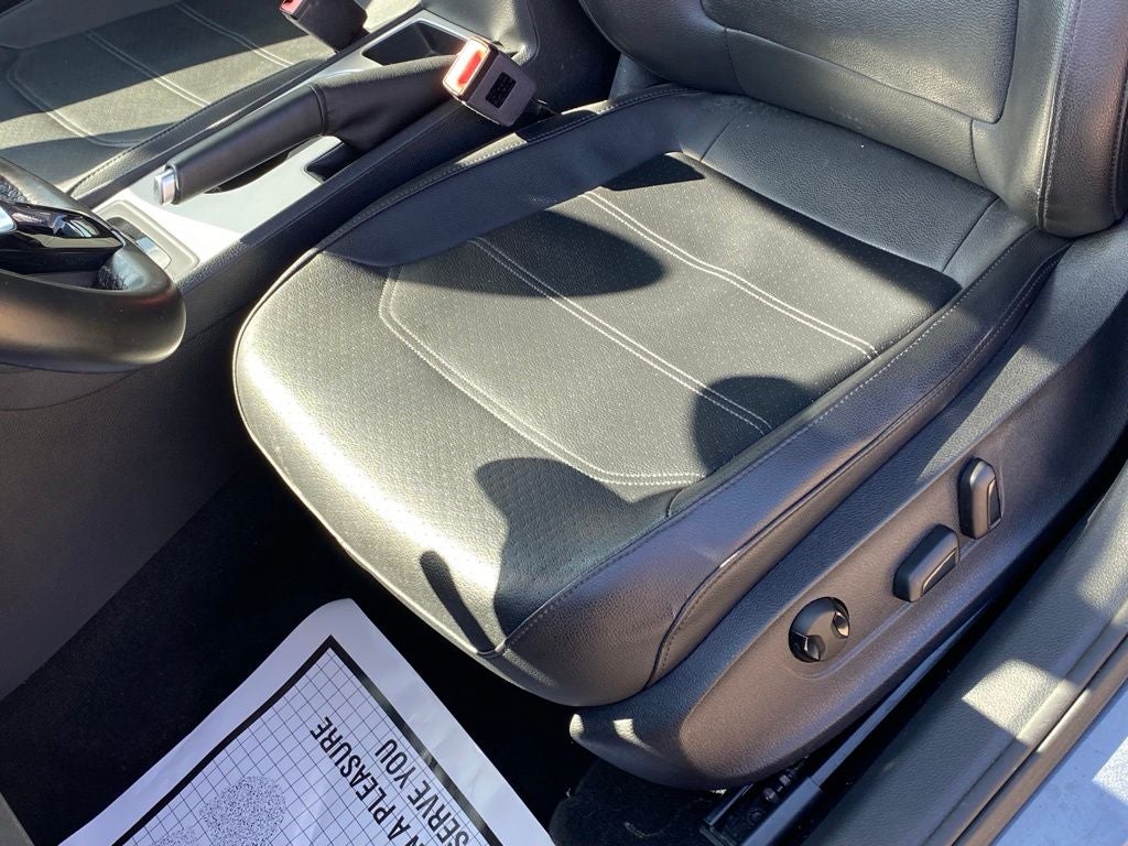 2019 Volkswagen Passat 2.0T Wolfsburg