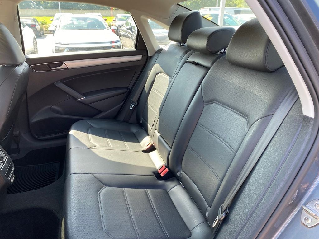 2019 Volkswagen Passat 2.0T Wolfsburg