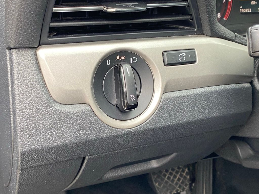 2020 Volkswagen Passat 2.0T SE