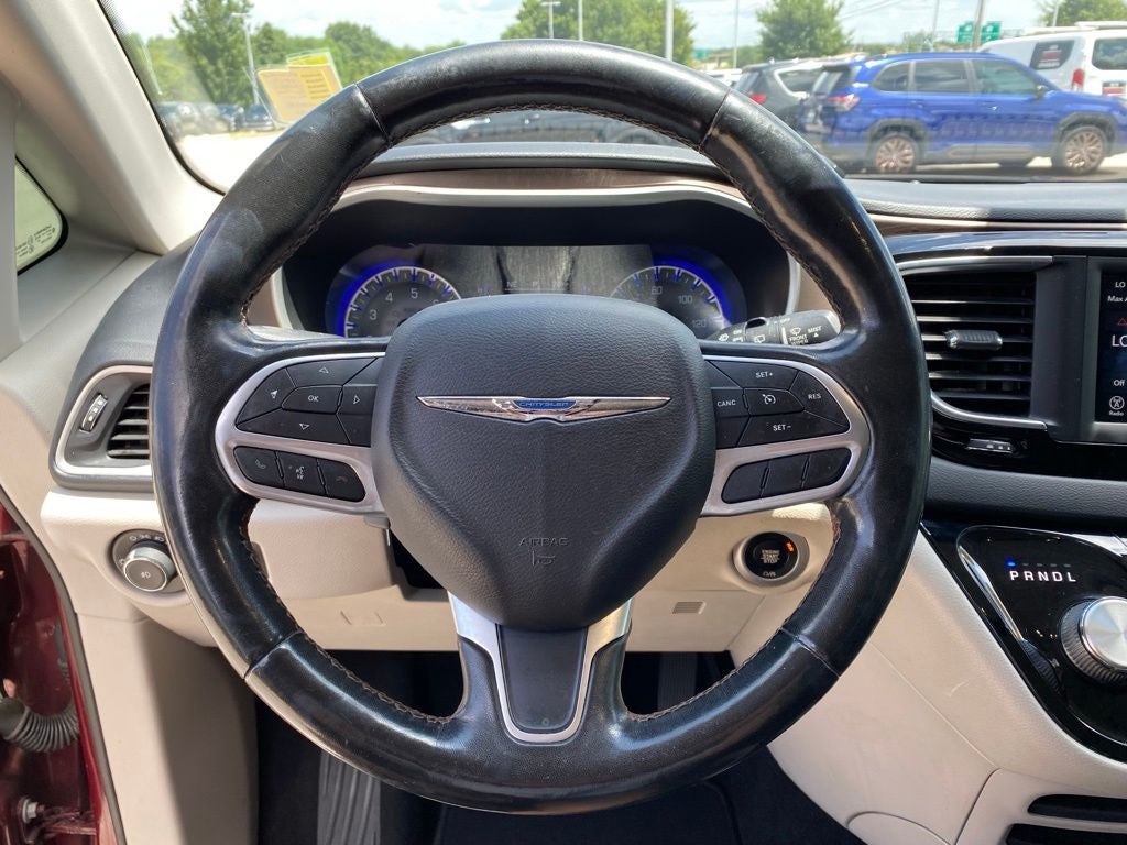 2019 Chrysler Pacifica Touring L - Photo 13