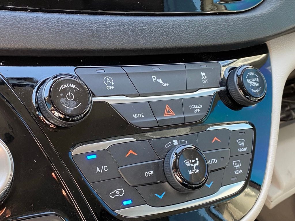2019 Chrysler Pacifica Touring L - Photo 14