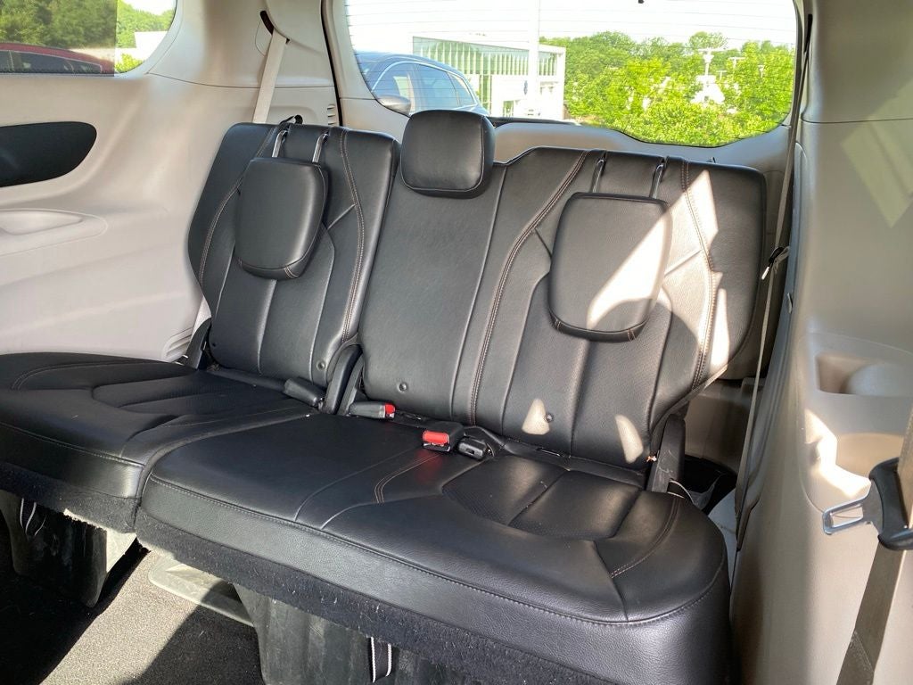 2019 Chrysler Pacifica Touring L - Photo 18