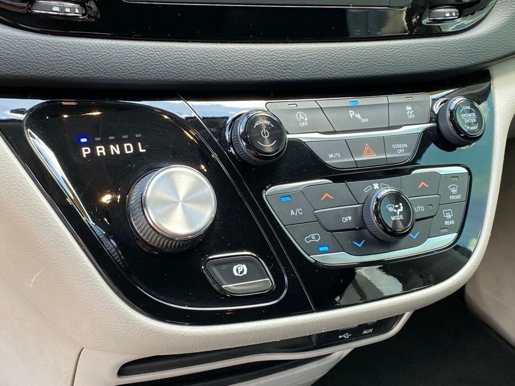 2019 Chrysler Pacifica Touring L